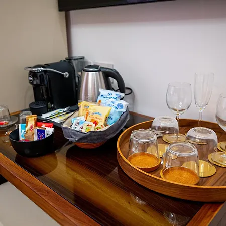 Alojamento de Acomodação e Pequeno-almoço Di Virgilio Luxury 3*